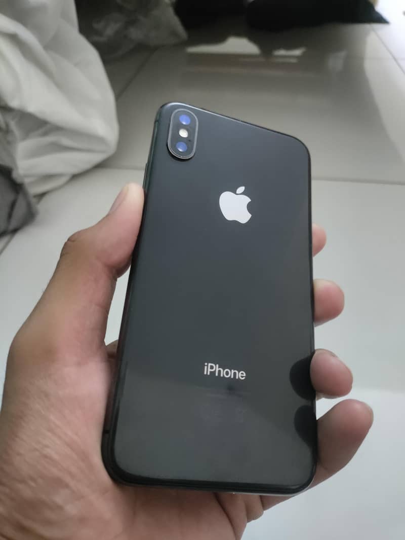 Apple iPhone X 1