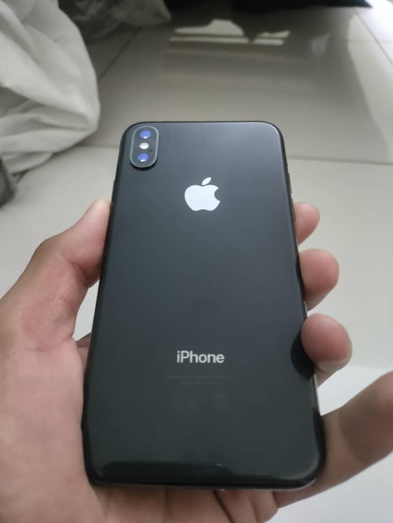 Apple iPhone X 5