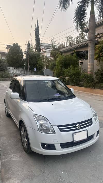 Suzuki Swift DLX 2017