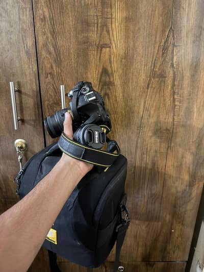 DSLR  Nikon company ten by ten