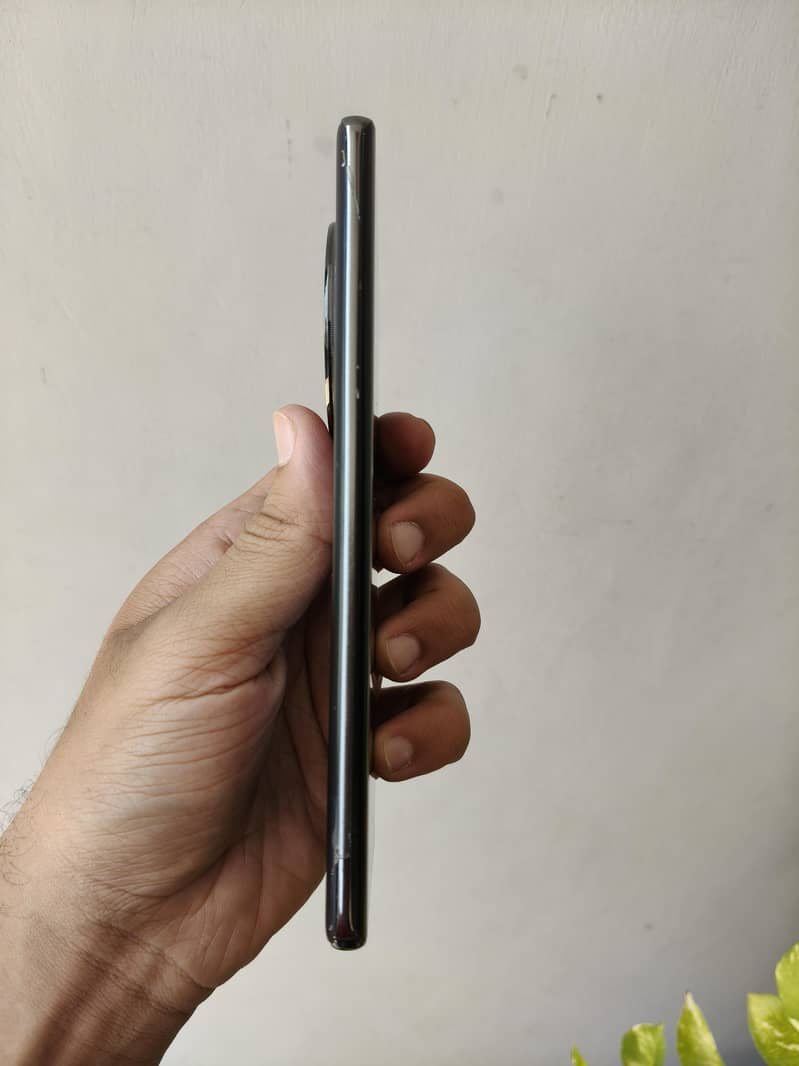 Infinix Zero 40 4