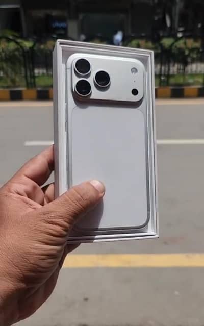 Apple iPhone 17 Pro Max