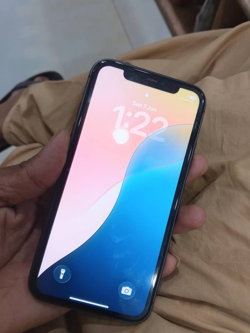 Apple iPhone 11 8
