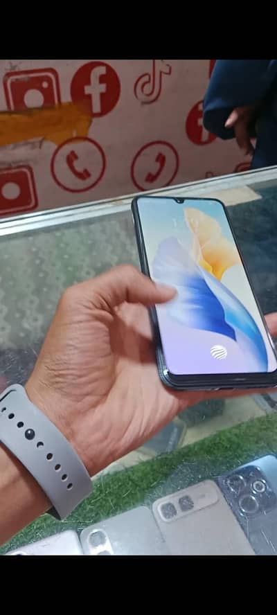 Vivo V23e