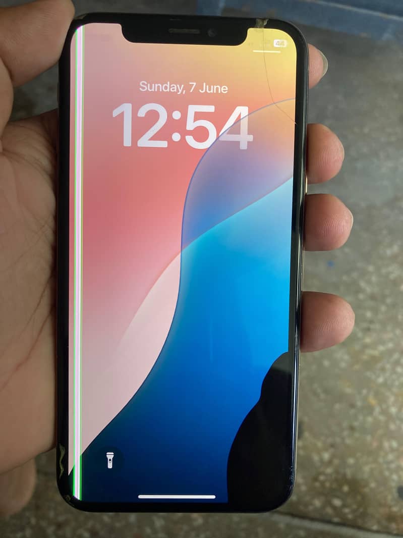 IPHONE XS 1
