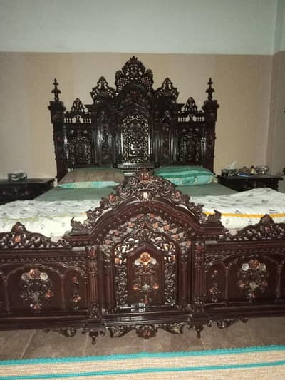 chnyoti bed set for sale