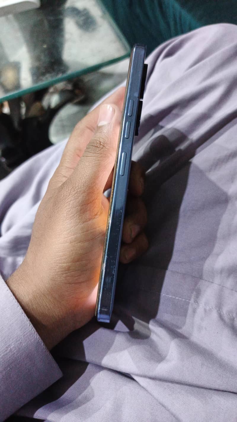Tecno CAMON 20 2