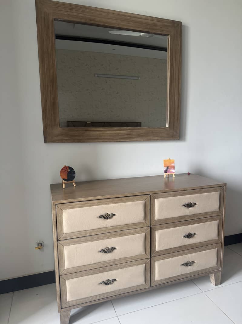 Bed+Side Tables+Dressing Table 5