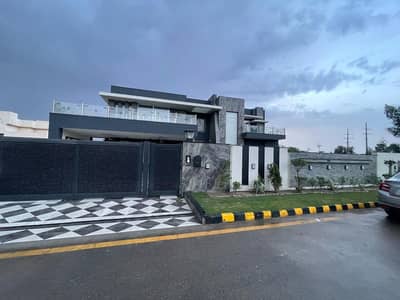 2 Kanal Beautiful House
