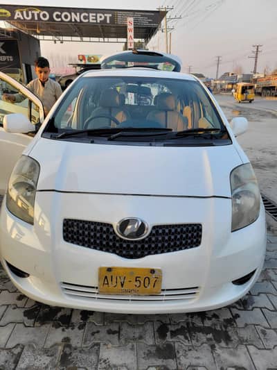 Toyota Vitz 2006