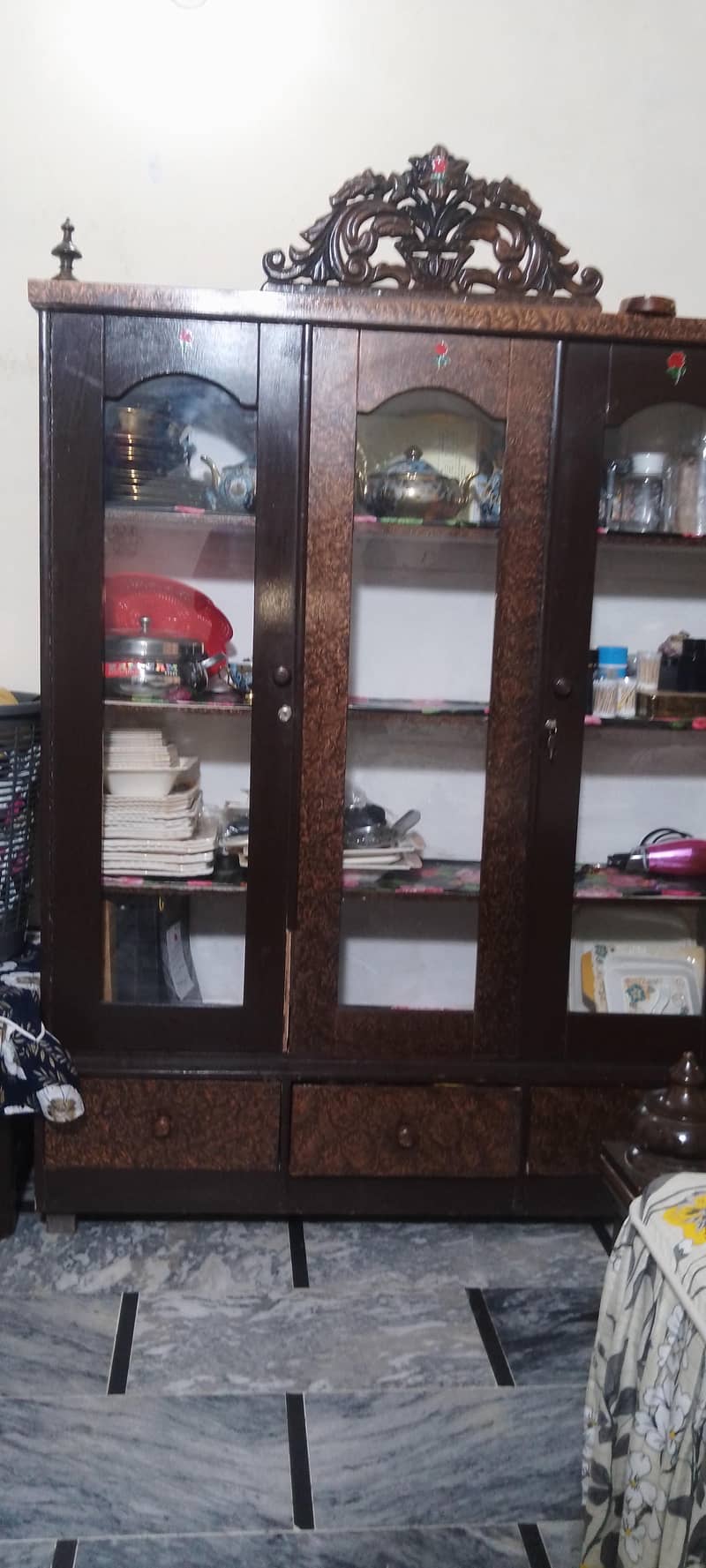showcase good condition 1