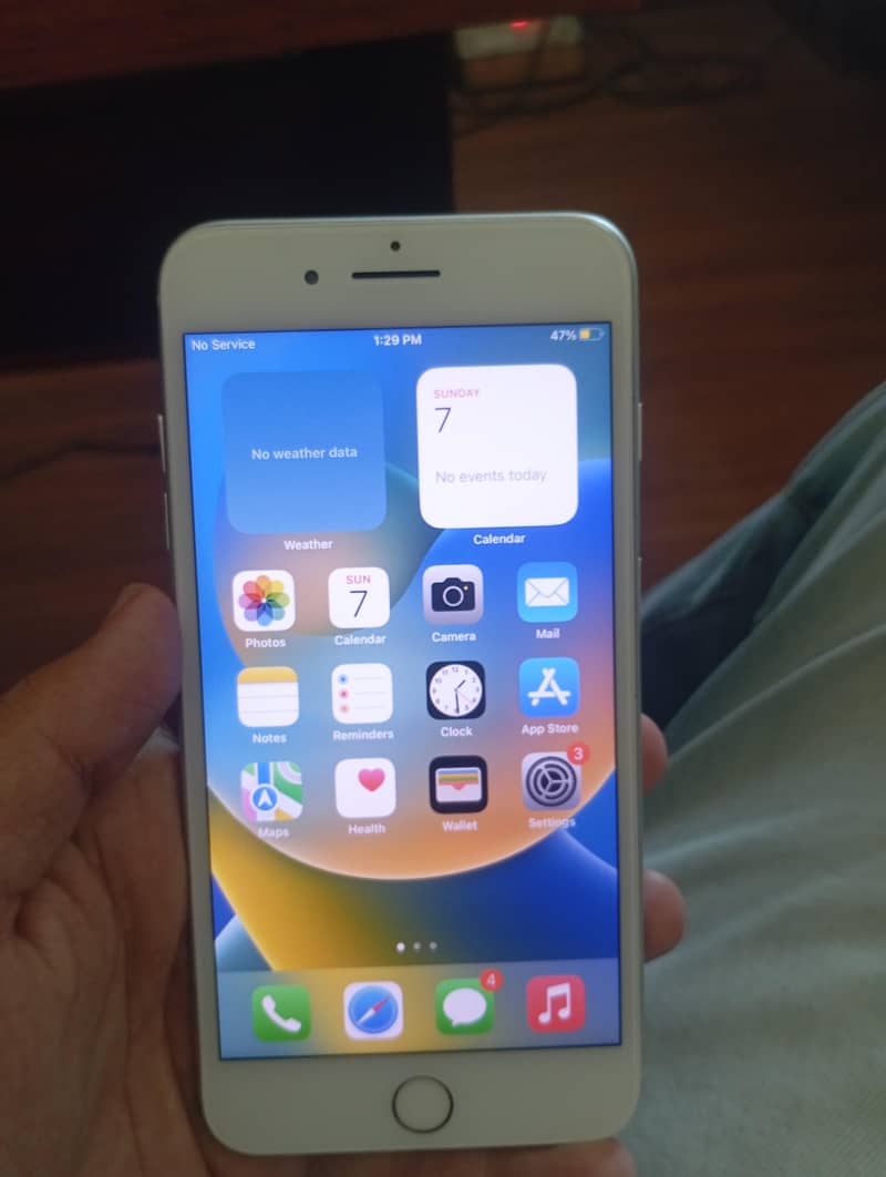 Apple iPhone 8 Plus 2