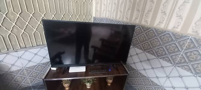 Orient led tv slightly uses not open not repair