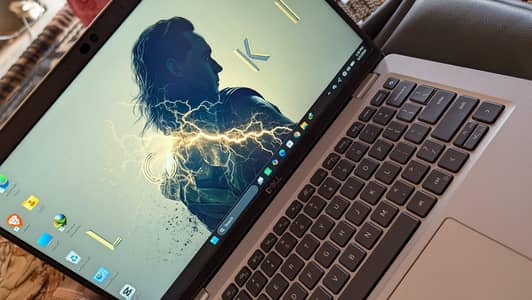 DELL laptop top 256 gb all okay 10 by 10