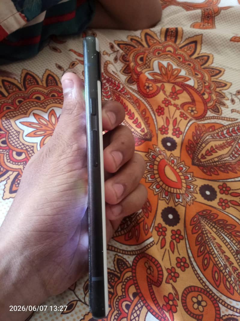 Google Pixel 6a 3