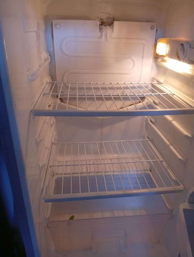 refrigerator 3