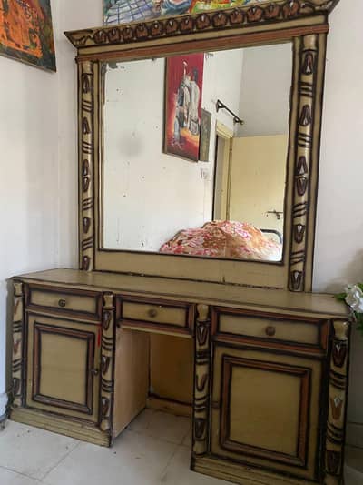 Solid Wooden Bed Set with Dressing Table for sale   Description