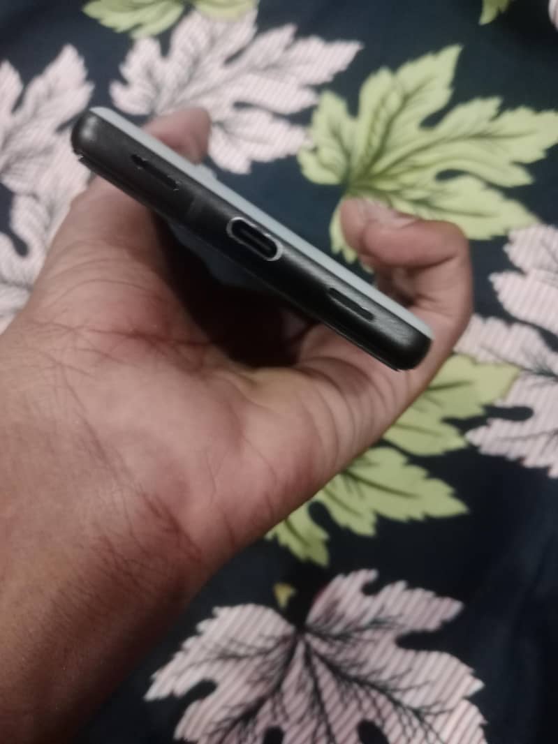 google pixel 6a 2