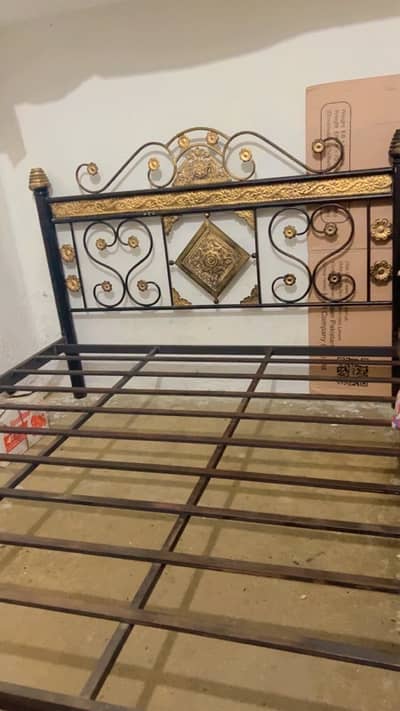 iron bed