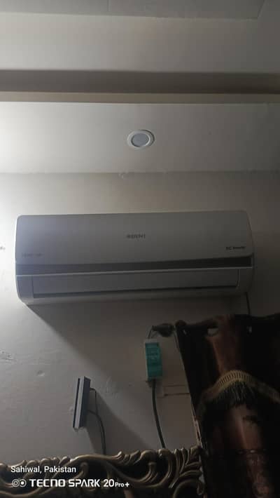 Orient Orbit 18G Silk White 1 Ton DC Inverter Heat & Cool AC