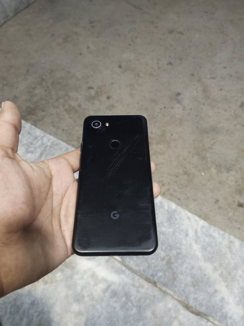 Google Pixel 3a 5