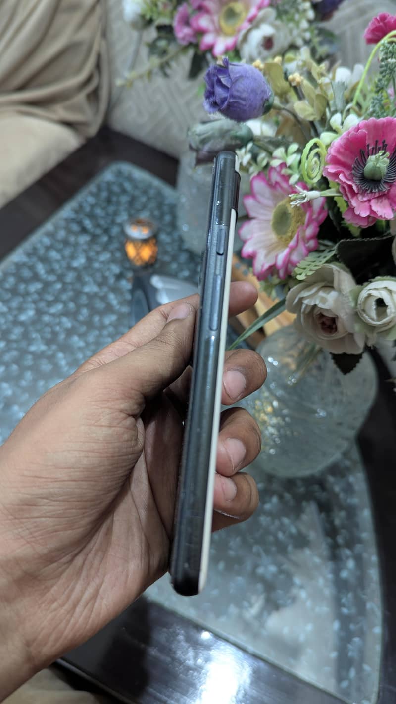 google pixel 6a 2