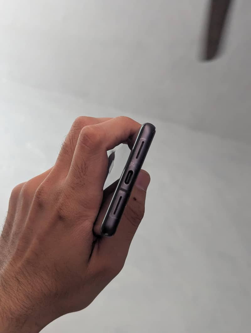 Google Pixel 7a 4