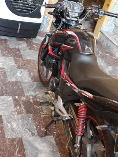 HONDA CB150F