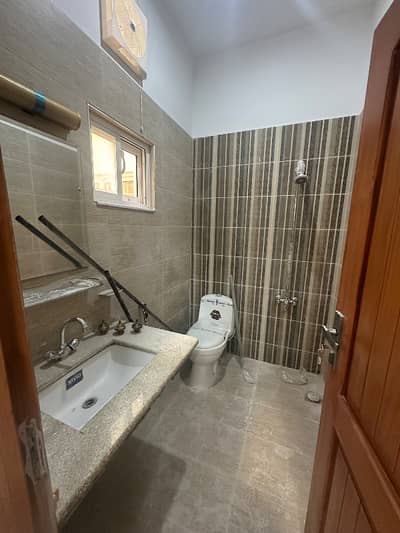 7 Marla Basment+Ground Floor for Rent in i-14 | 03488030330 | Ideal Location | Demand: 75000