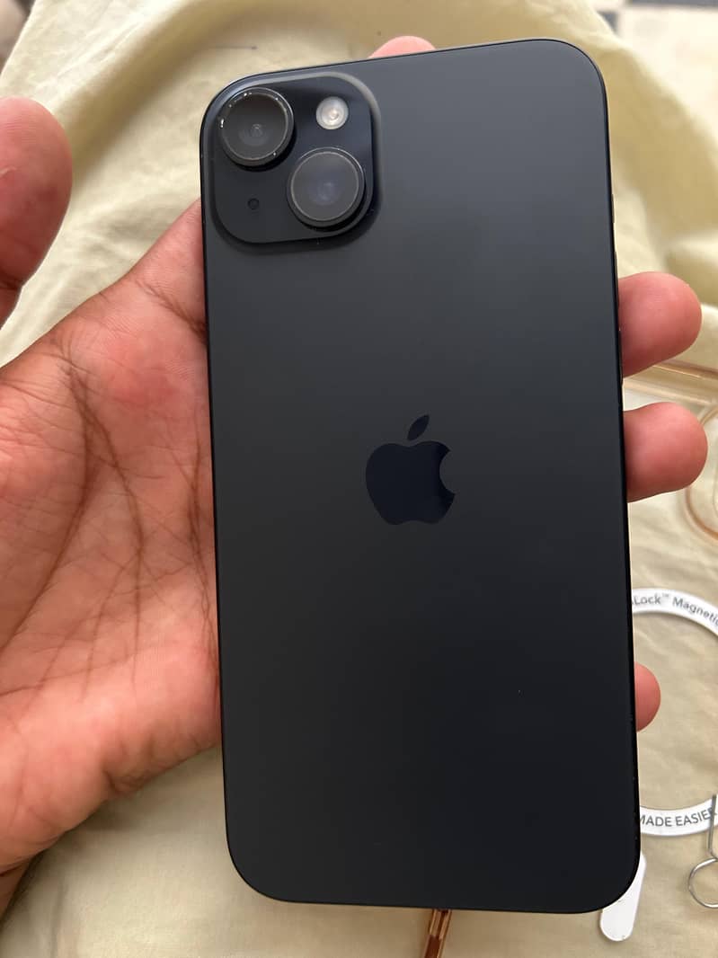 Apple iPhone 15 plus 0