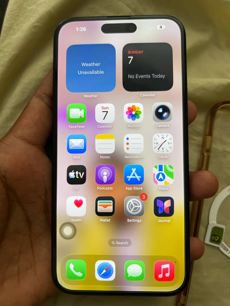 Apple iPhone 15 plus 1