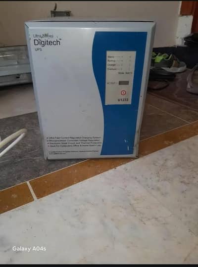 DIGITECH UPS TM73918 ONLY ONE SEASON USED ULTRA SERIES