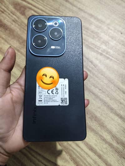 Infinix Hot 40i with Original Box and Charger 8/256GB