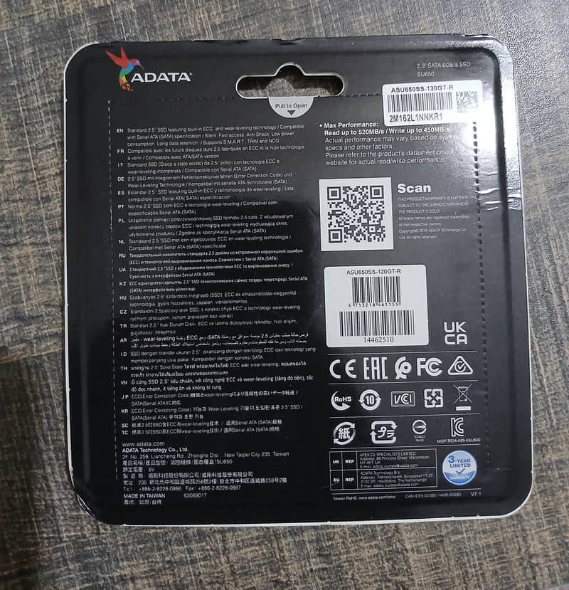 ADATA Ultimate SSD SU650 1