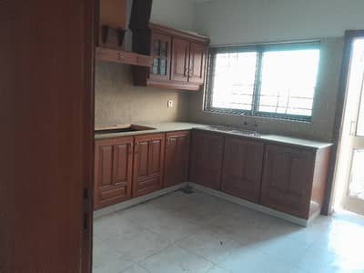 10 Marla Upper Portion Available For Rent Wapda Town Ph1 Block F2