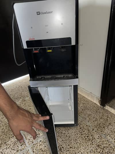 Dawlance Water Dispenser aur  with Fridge cabinet