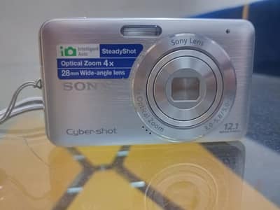 Well-maintained Sony camera in excellent condition.