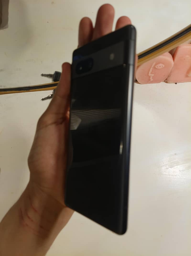 Google Pixel 7a 4