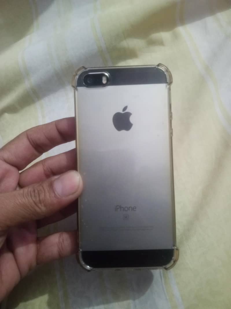 Apple iPhone SE 0