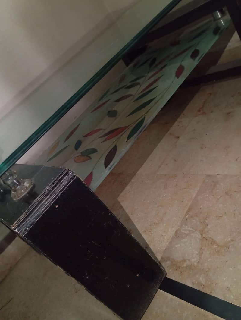 center table. . . used 1