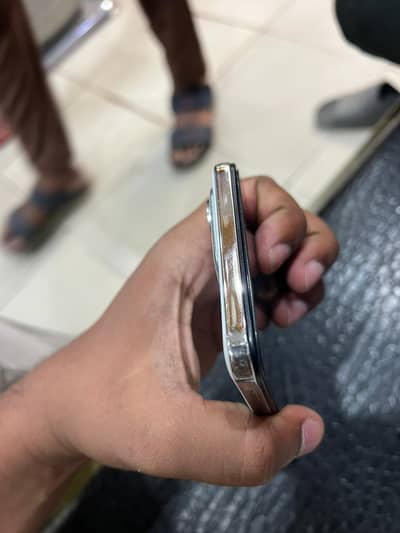 Vivo Y29     8gb  128gb             0310 4160681