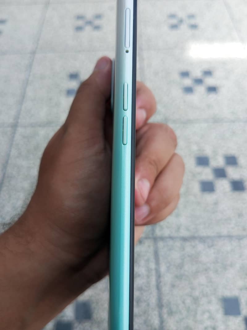 OPPO A31 1
