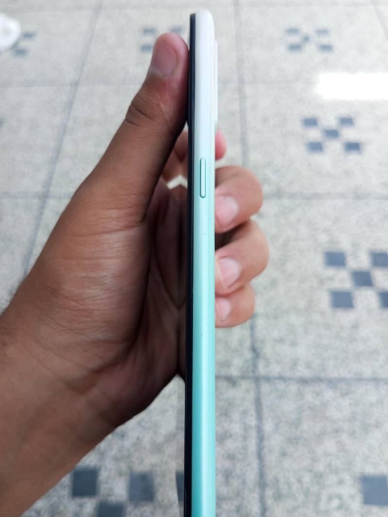 OPPO A31 2