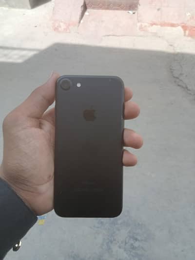 Apple iPhone 7