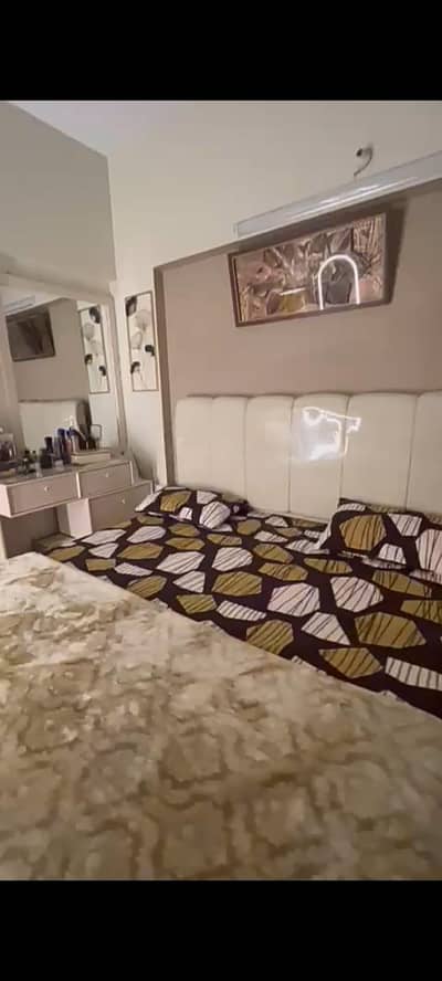 deco modern style bedroom set available