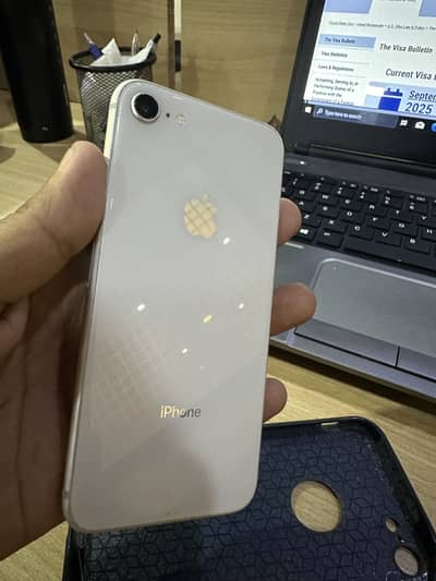 Apple iPhone 8