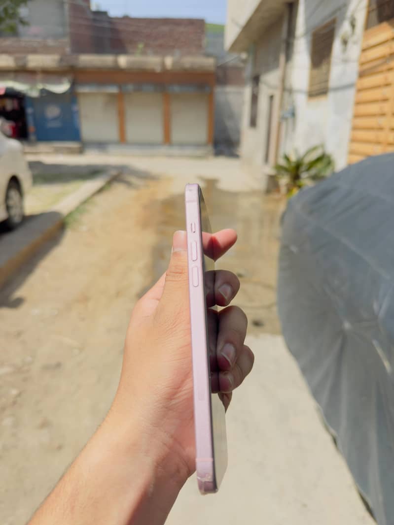 Apple iPhone 15 plus 2