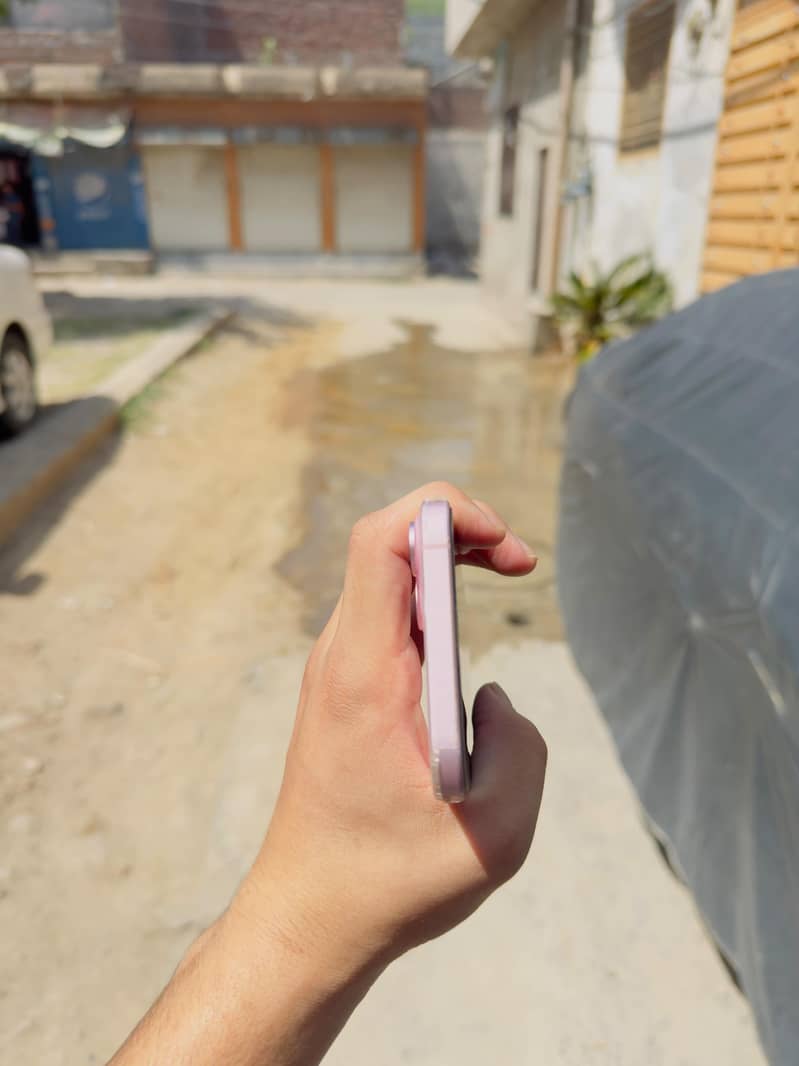 Apple iPhone 15 plus 3