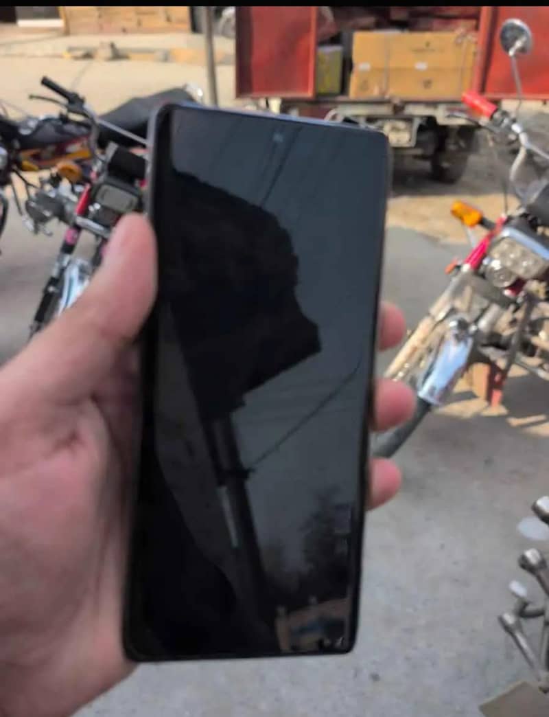 Tecno CAMON 30S 0