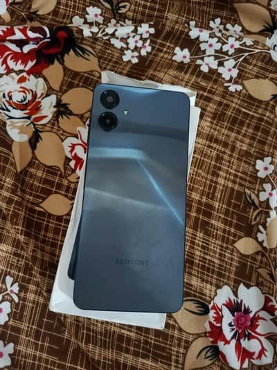 Samsung Mobile A06